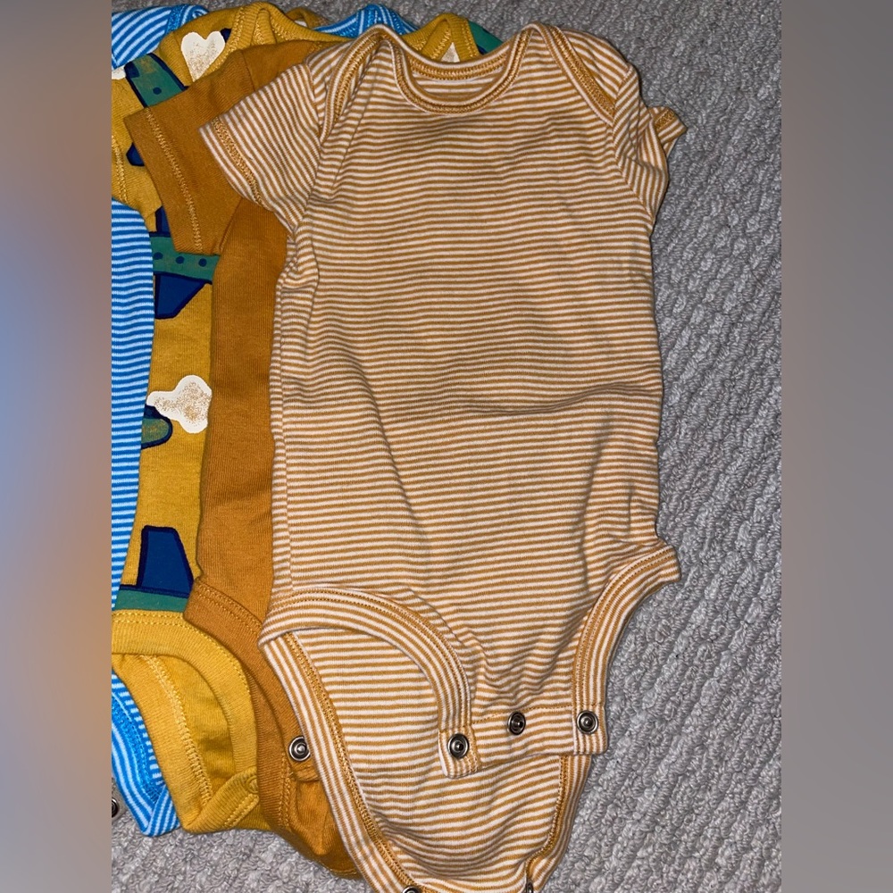 15 Carters Boys 3M Onesies - Picture 4 of 16
